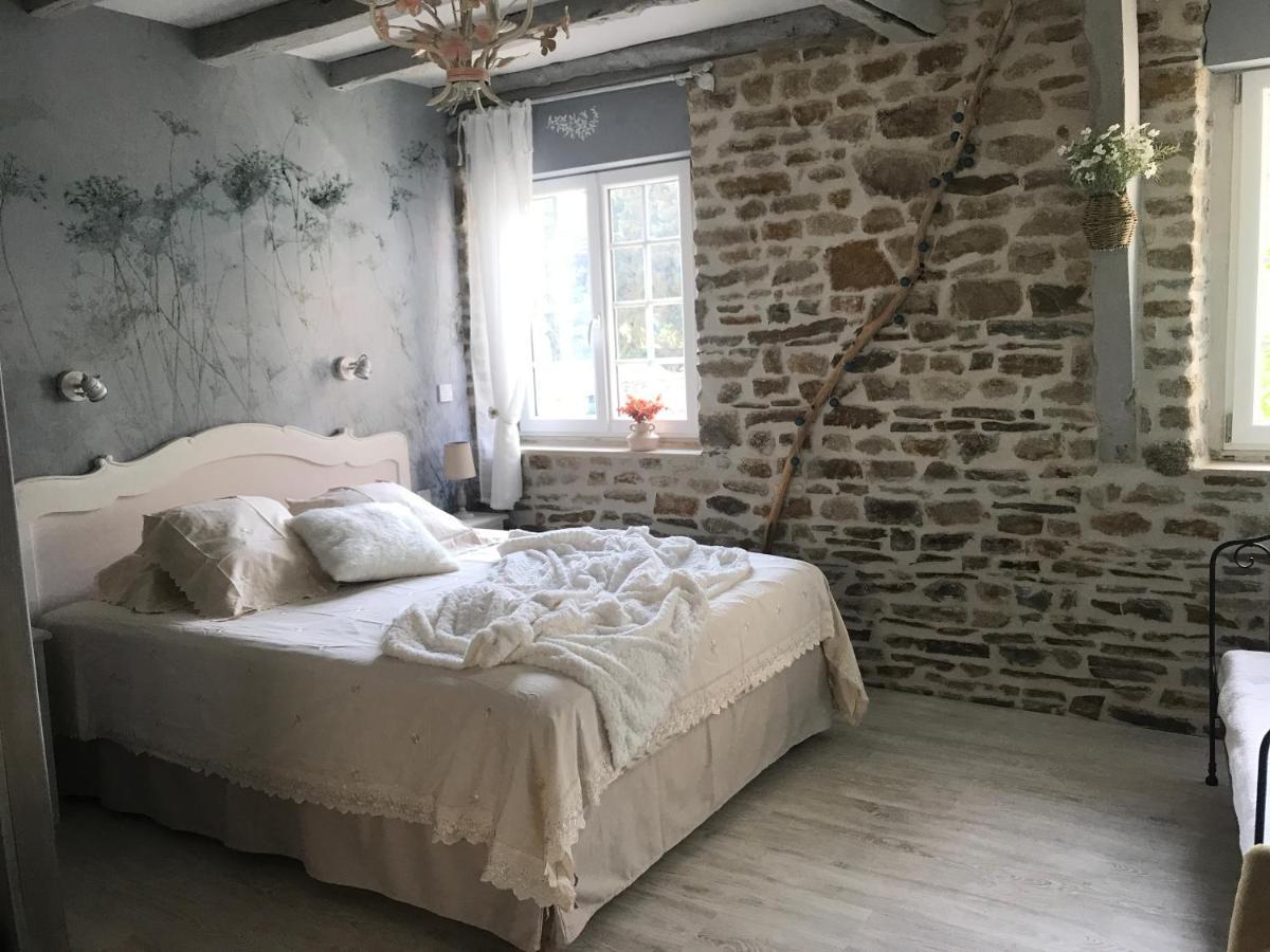LA PETITE OIE La chambre des TISSERANDS Ménil-Hubert-sur-Orne Exterior foto